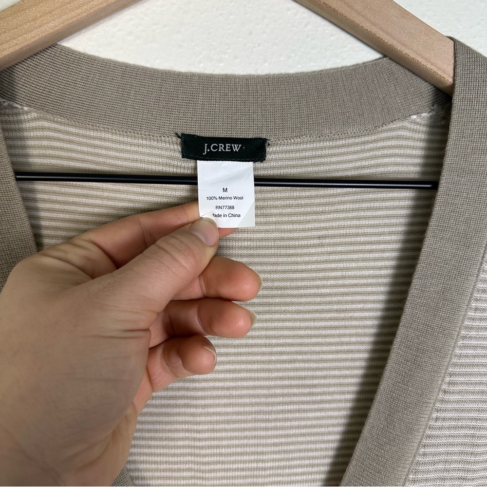 J CREW Womens Med Merino Wool Preppy Beige Stripe Lightweight Cardigan Sweater - Picture 3 of 7
